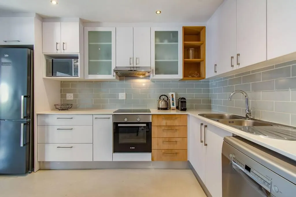 Chic, Cozy, Modern, Secure And Centrally Located Cape Town Güney Afrika